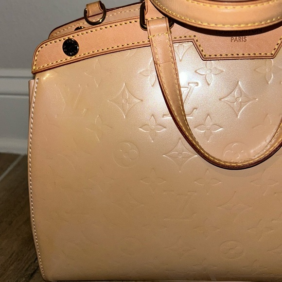 Brea Patent Leather Shoulder Handbag - Picture 4 of 15